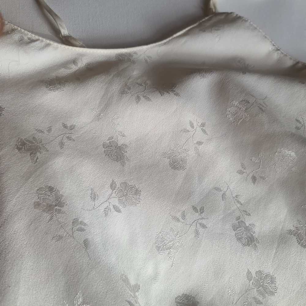 S/M Vintage Silk Ivory Tank